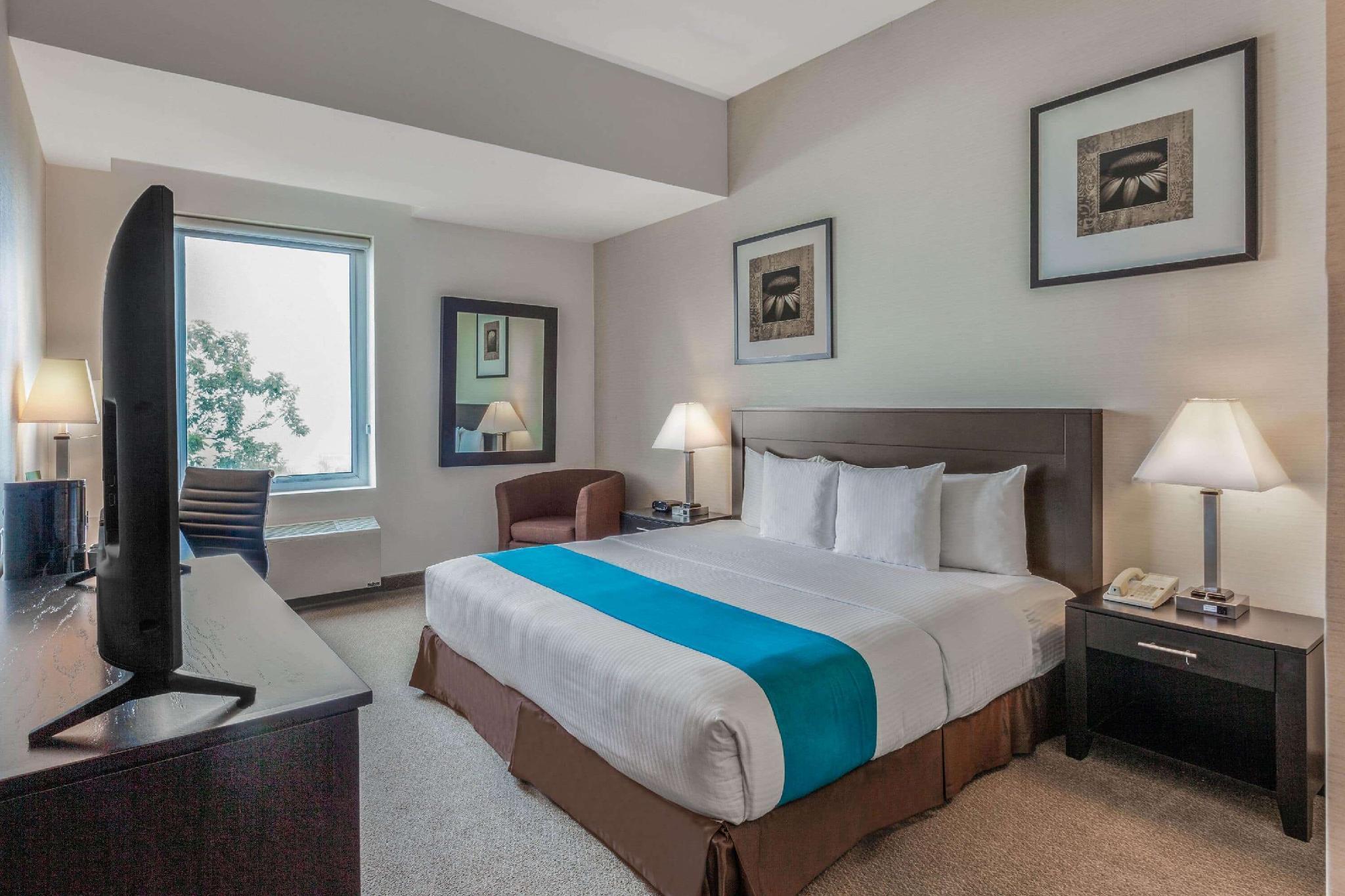 Отель La Quinta By Wyndham Poza Rica Экстерьер фото
