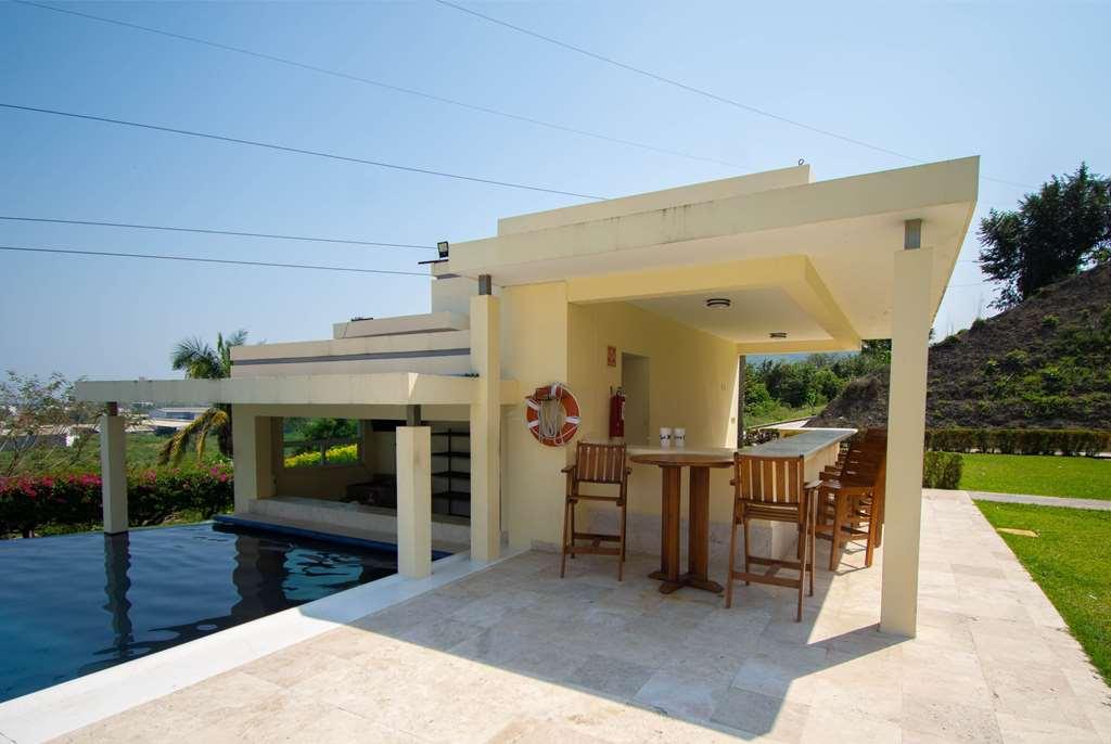 Отель La Quinta By Wyndham Poza Rica Удобства фото
